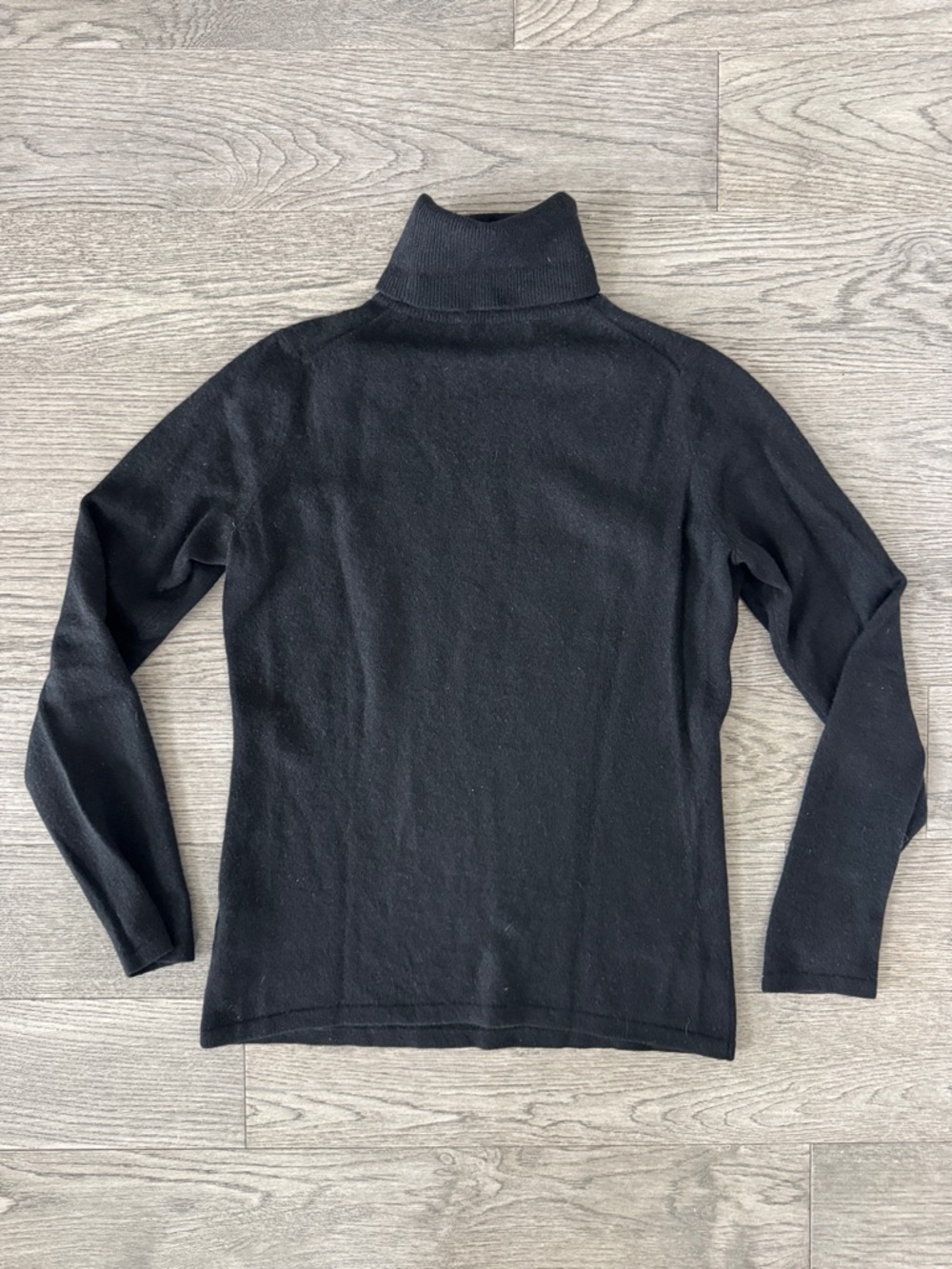 🌼BANANA REPUBLIC🌼 100% Cashmere Black Turtleneck Sweater, Size XS - Picture 6 of 6